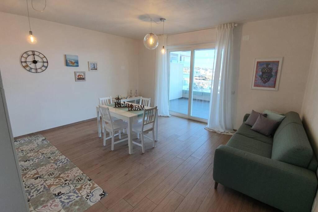 Il Mare In Casa - Appartamento Al Mare In Puglia مونوبولي المظهر الخارجي الصورة